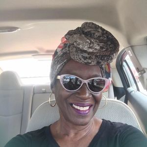 Meet your Posher, Donna